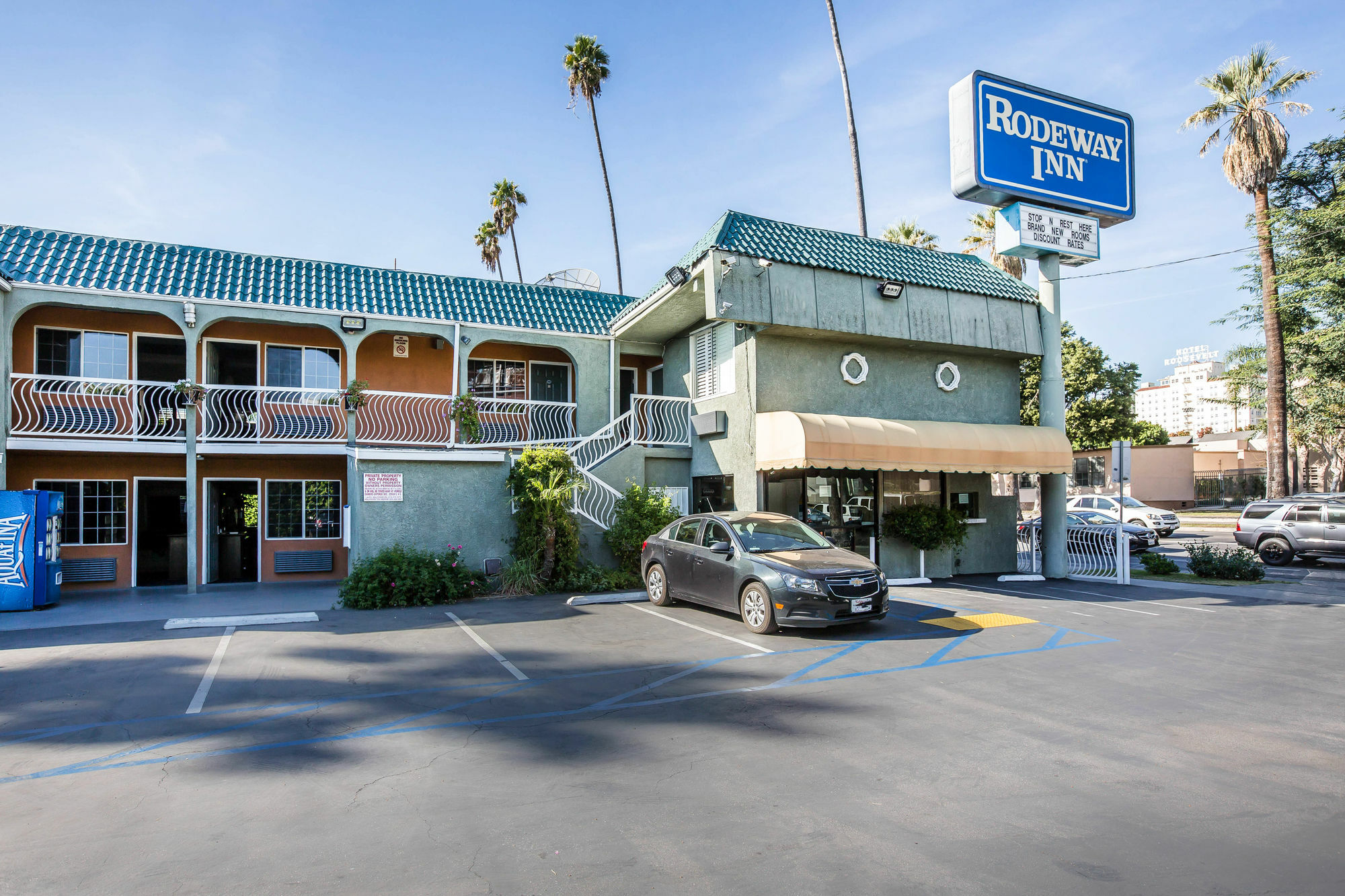洛杉矶 好莱坞罗德威旅馆汽车旅馆 外观 照片