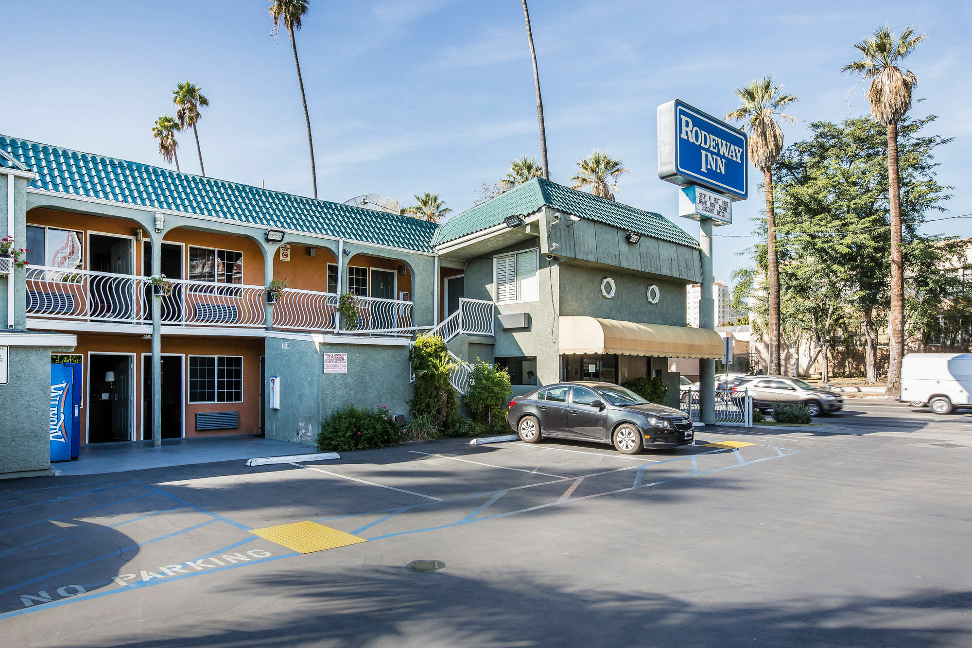 洛杉矶 好莱坞罗德威旅馆汽车旅馆 外观 照片